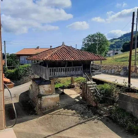 Nyaraló Casa Rural A Las Afueras De